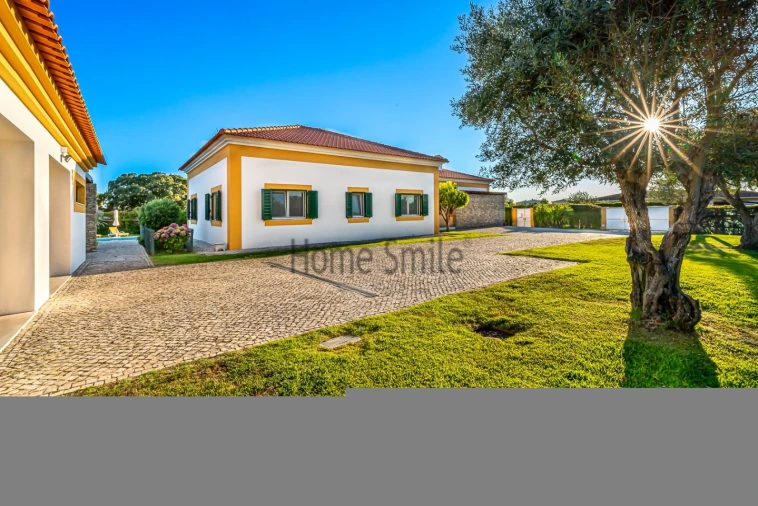 Moradia T5 para Venda em Santo Estêvão Foto 10