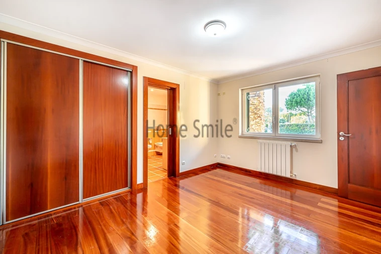 Moradia T5 para Venda em Santo Estêvão Foto 31