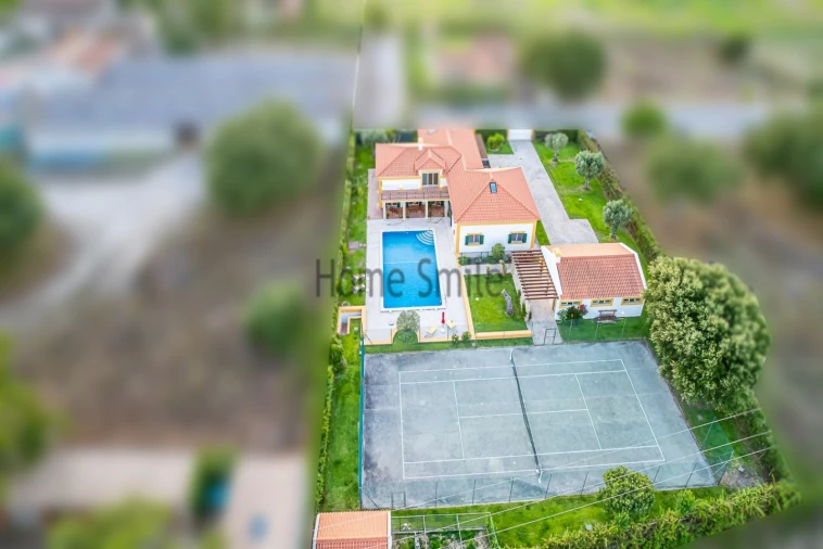 Moradia T5 para Venda em Santo Estêvão Foto 56