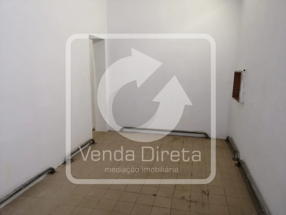 Loja para Venda em Santo Antonio da Charneca Foto 9