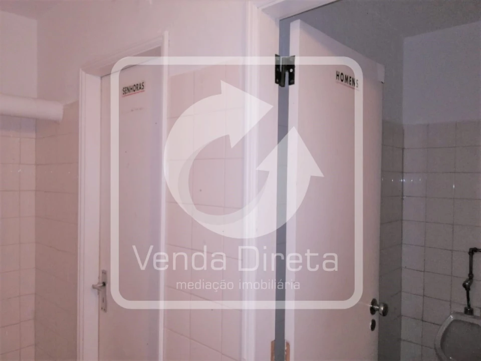 Loja para Venda em Santo Antonio da Charneca Foto 10