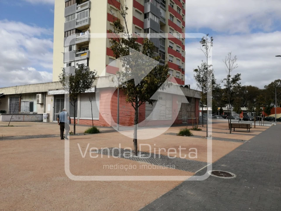 Loja para Venda em Santo Antonio da Charneca Foto 3