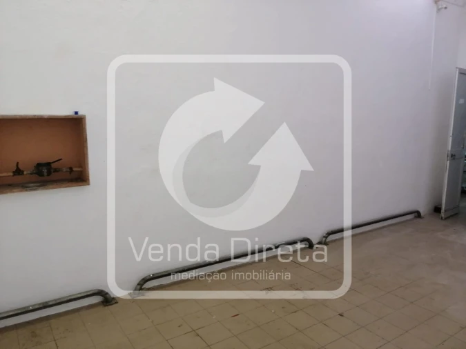 Loja para Venda em Santo Antonio da Charneca Foto 11