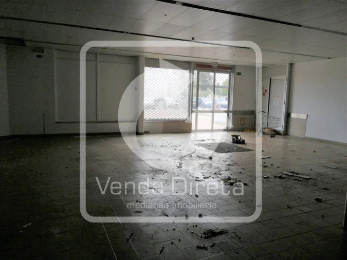 Loja para Venda em Santo Antonio da Charneca Foto 17