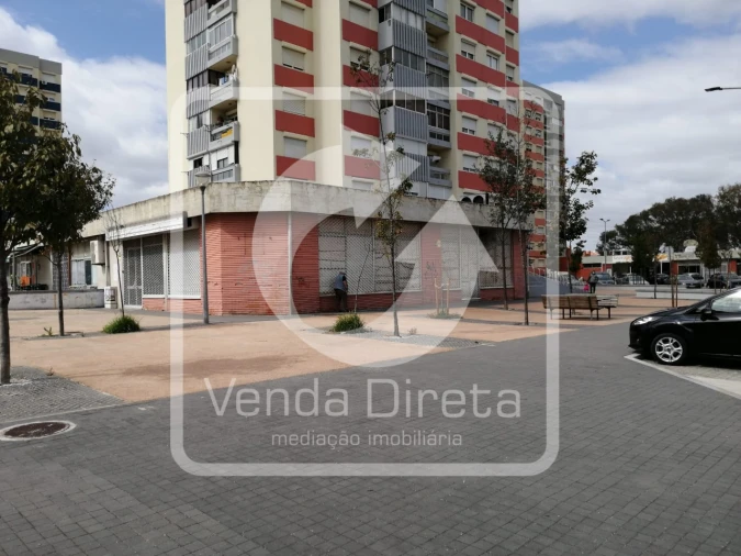 Loja para Venda em Santo Antonio da Charneca Foto 2