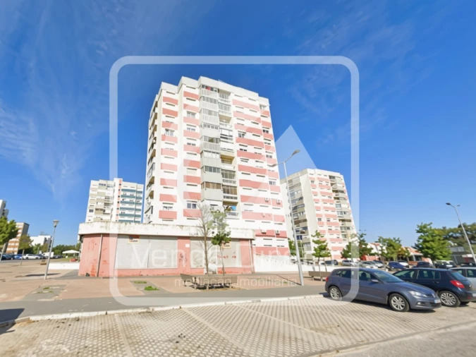 Loja para Venda em Santo Antonio da Charneca Foto 2