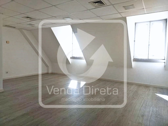 Escritório para Venda em Santa Maria Maior Foto 3