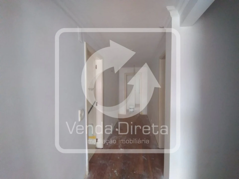 Moradia T3 para Venda em Rio de Mouro Foto 8