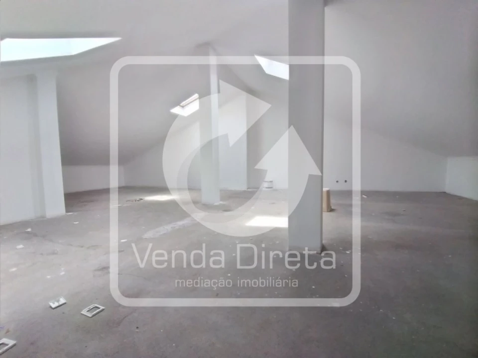 Moradia T3 para Venda em Rio de Mouro Foto 32