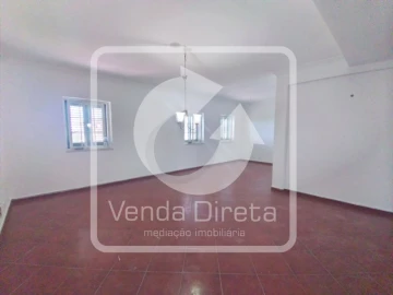 Moradia T3 para Venda em Rio de Mouro