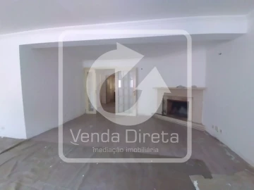 Moradia T3 para Venda em Rio de Mouro