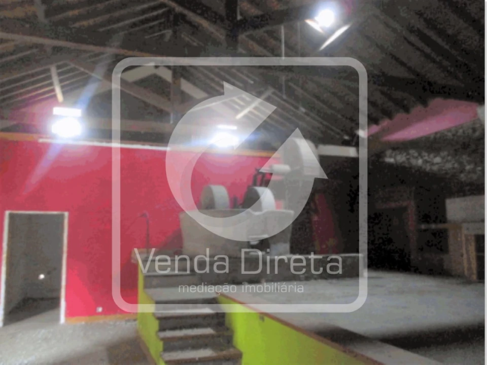 Moradia T6 para Venda em Santa Margarida da Coutada Foto 13