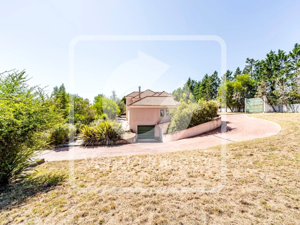 Moradia T7 para Venda em Queluz e Belas Foto 8