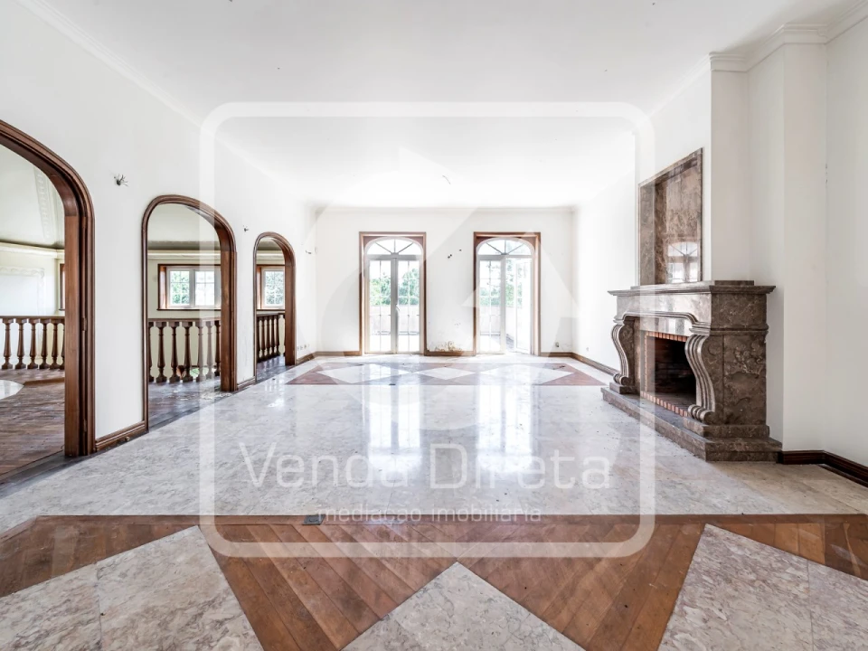 Moradia T7 para Venda em Queluz e Belas Foto 12