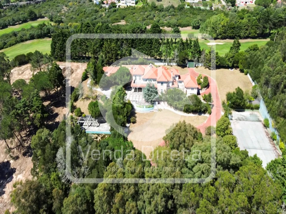 Moradia T7 para Venda em Queluz e Belas Foto 39