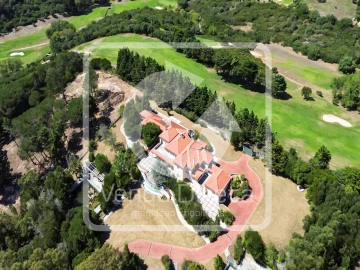 Moradia T7 para Venda em Queluz e Belas