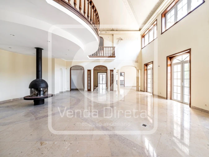 Moradia T7 para Venda em Queluz e Belas Foto 27