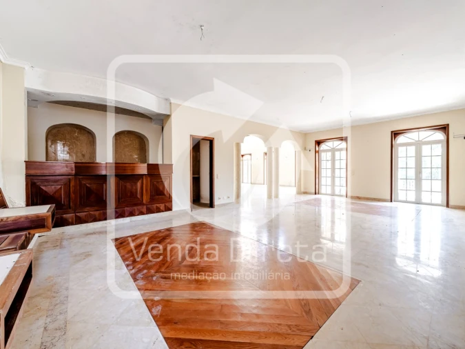 Moradia T7 para Venda em Queluz e Belas Foto 28