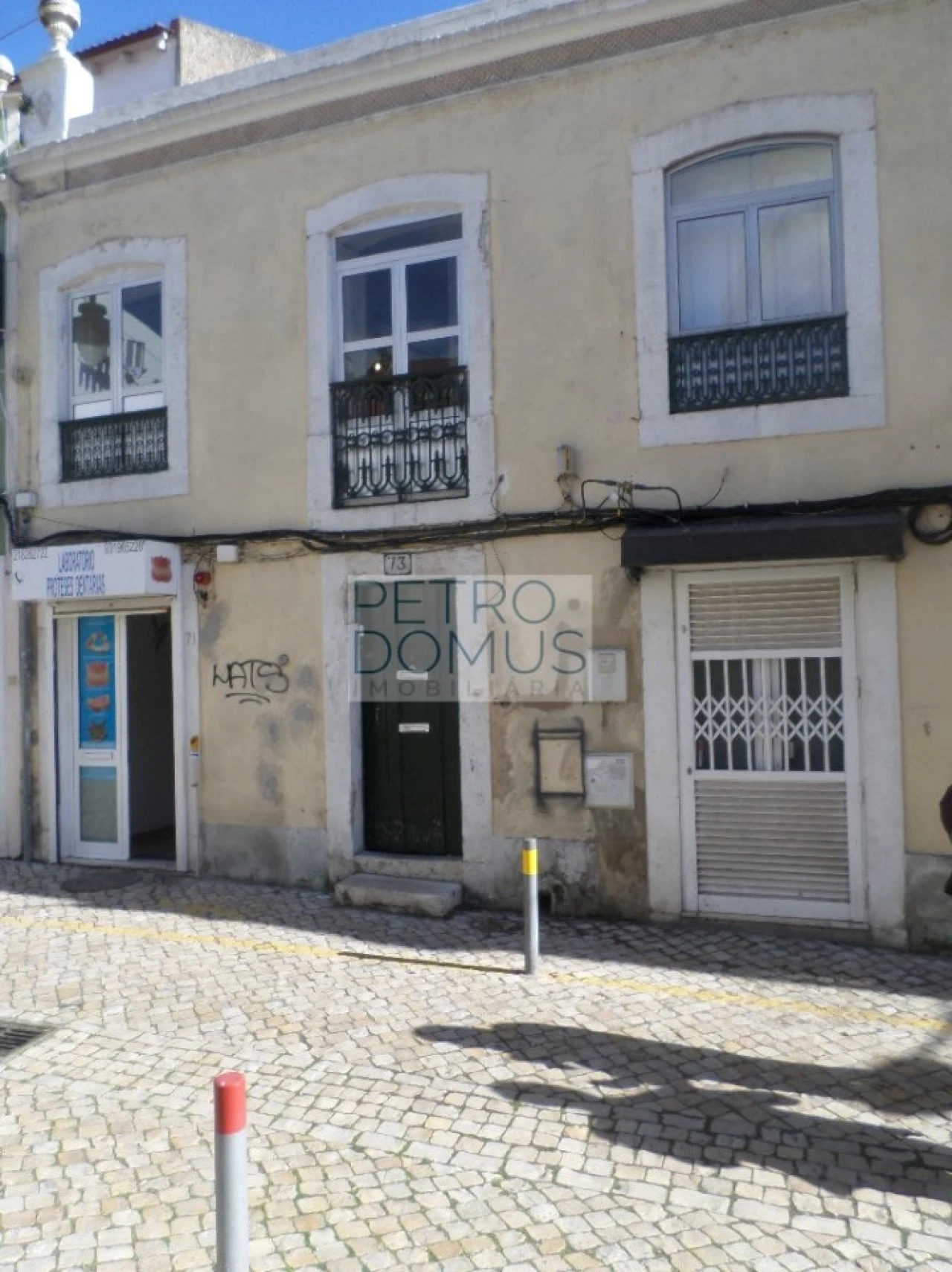 Prédio para Venda em Sacavém e Prior Velho Foto 1