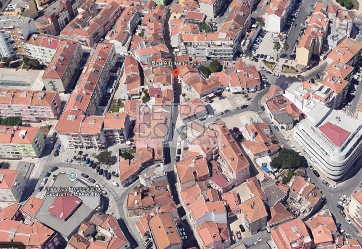 Prédio para Venda em Sacavém e Prior Velho Foto 5