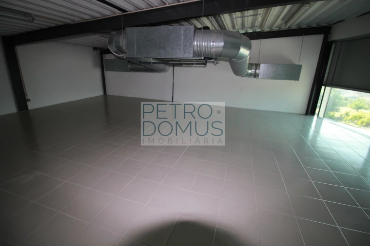 Armazém para Venda em Atouguia Foto 25