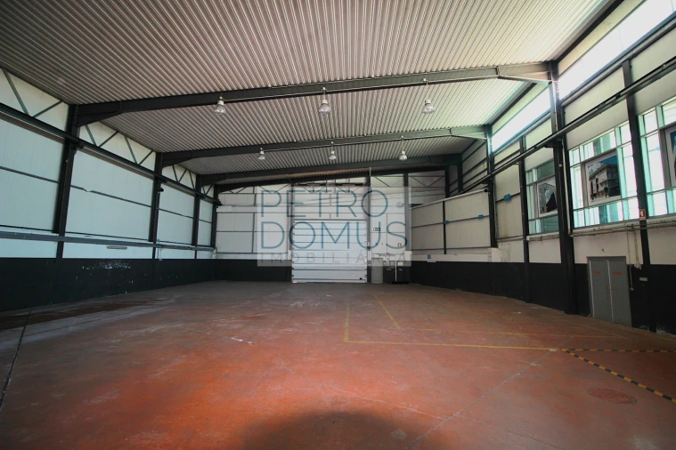 Armazém para Venda em Atouguia Foto 27