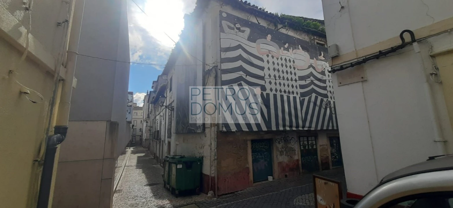 Prédio para Venda em Leiria, Pousos, Barreira e Cortes Foto 5