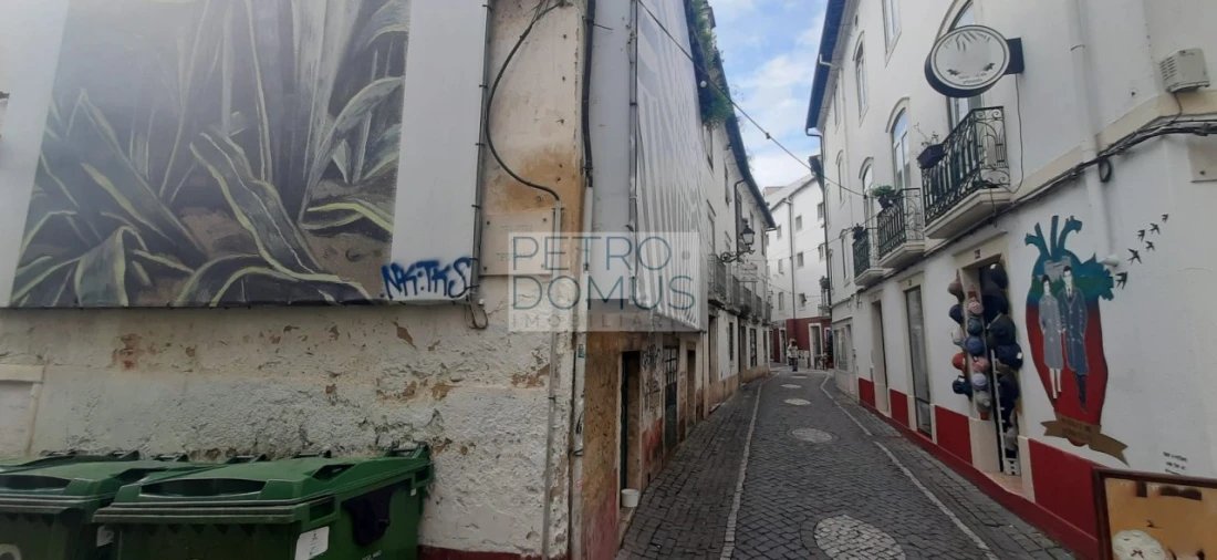 Prédio para Venda em Leiria, Pousos, Barreira e Cortes Foto 3
