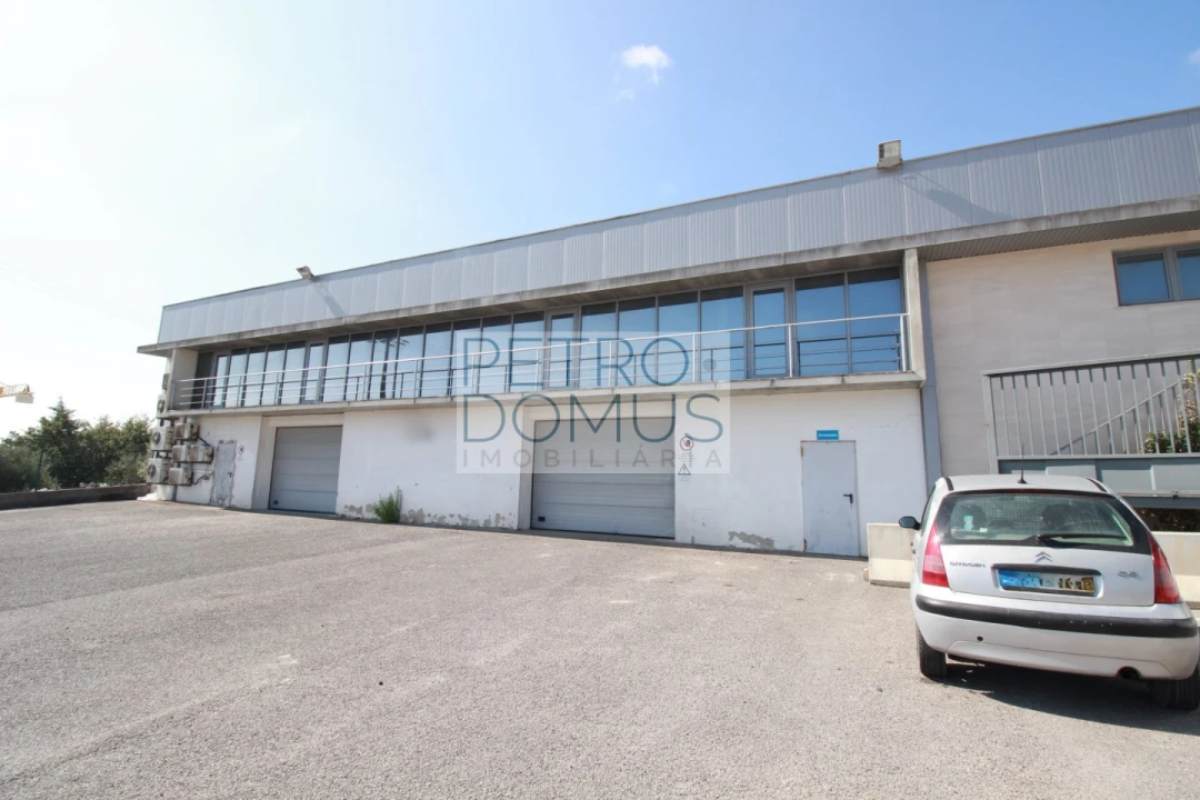 Armazém para Arrendamento em Santa Catarina da Serra e Chainça Foto 5