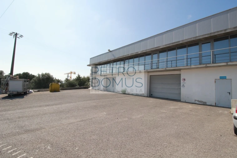 Armazém para Arrendamento em Santa Catarina da Serra e Chainça Foto 6