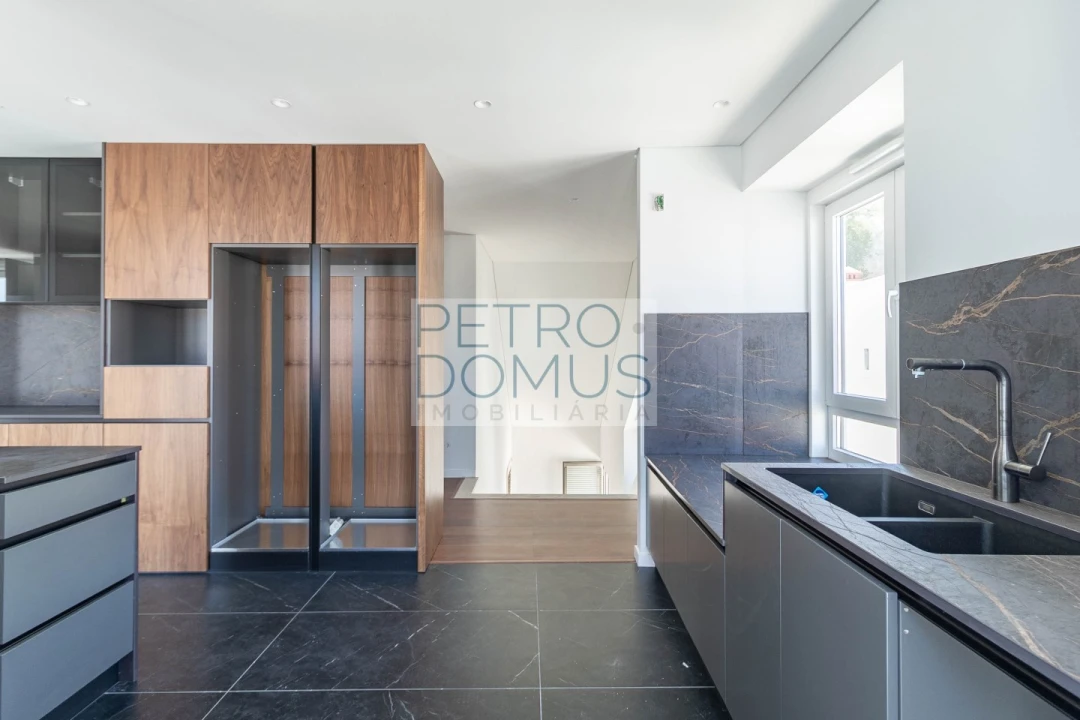 Apartamento T3 para Venda em Leiria, Pousos, Barreira e Cortes Foto 10