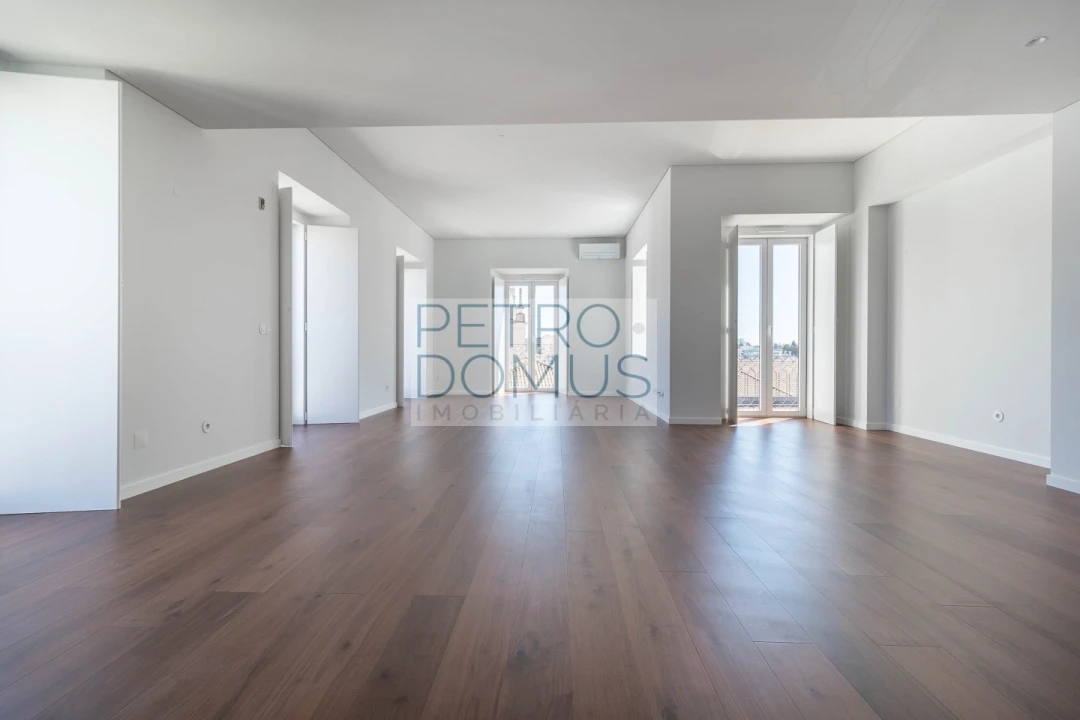 Apartamento T3 para Venda em Leiria, Pousos, Barreira e Cortes Foto 5