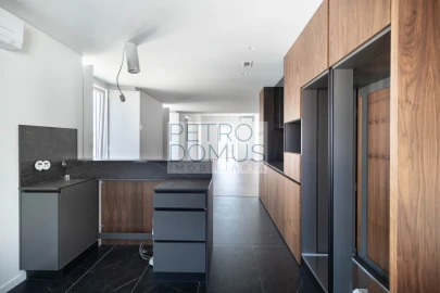 Apartamento T3 para Venda em Leiria, Pousos, Barreira e Cortes