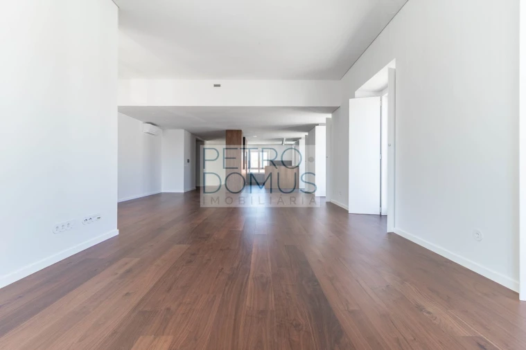 Apartamento T3 para Venda em Leiria, Pousos, Barreira e Cortes Foto 3