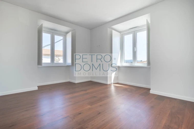 Apartamento T3 para Venda em Leiria, Pousos, Barreira e Cortes Foto 24
