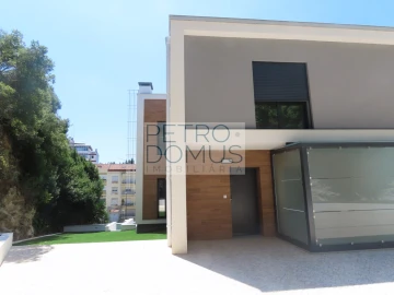 Moradia para Venda em Leiria, Pousos, Barreira e Cortes