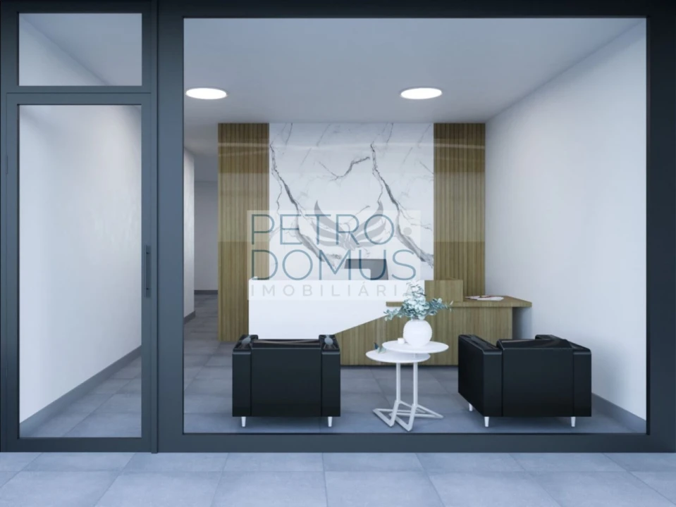 Loja para Venda em Leiria, Pousos, Barreira e Cortes Foto 1