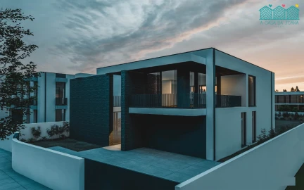 Moradia T5 para Venda em Aradas