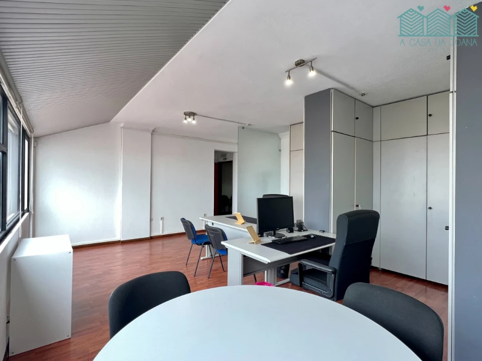 Escritório para Arrendamento em Glória e Vera Cruz Foto 5