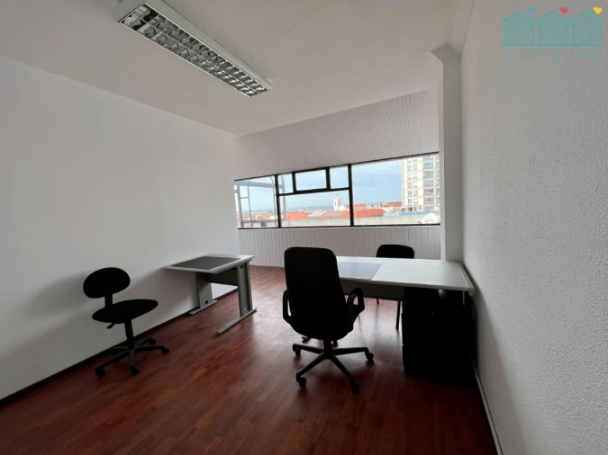 Escritório para Arrendamento em Glória e Vera Cruz Foto 9