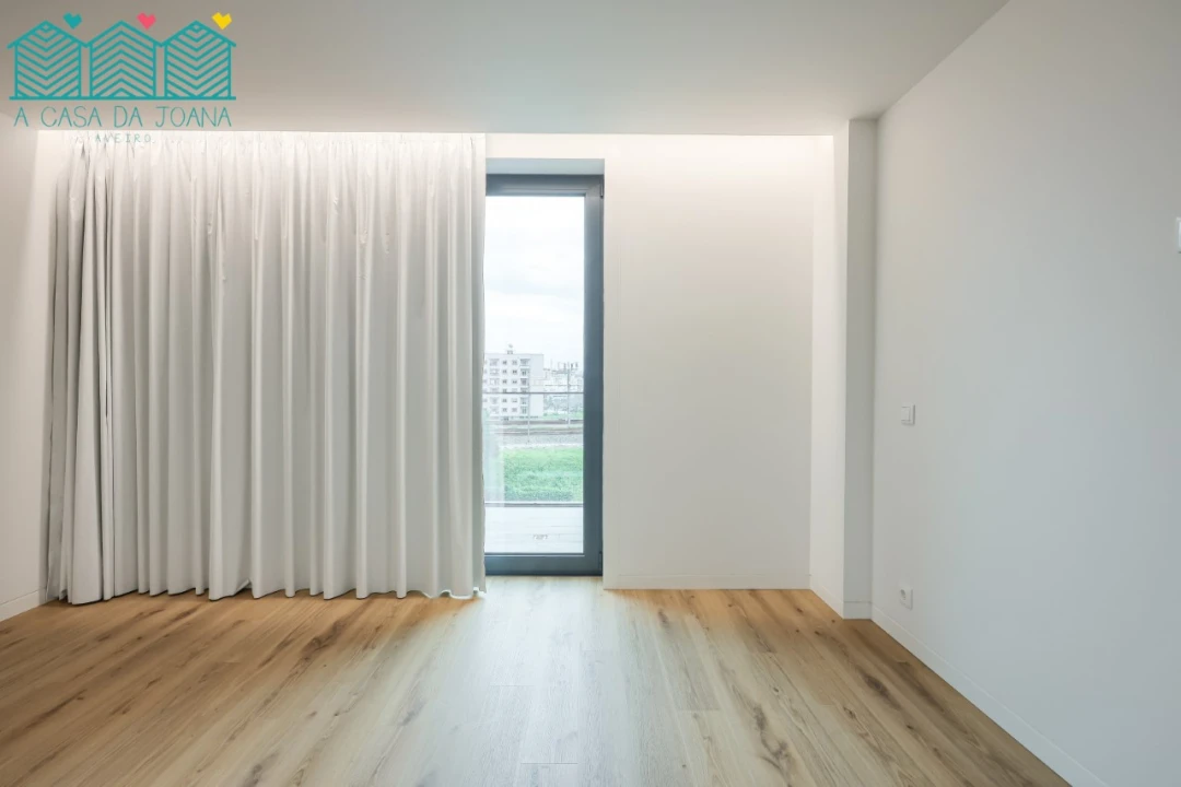 Apartamento T4 para Venda em Glória e Vera Cruz Foto 15