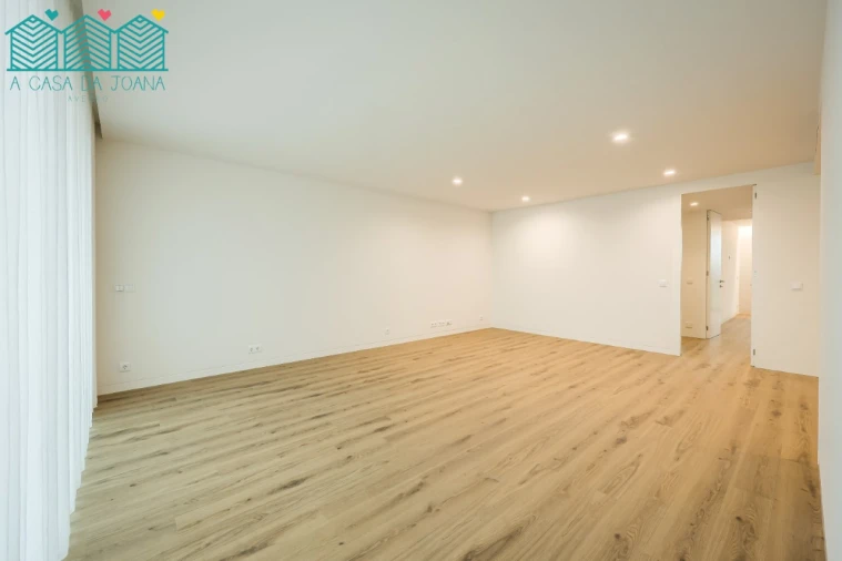 Apartamento T4 para Venda em Glória e Vera Cruz Foto 32