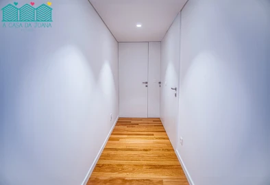 Moradia T4 para Venda em Glória e Vera Cruz