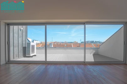 Moradia T4 para Venda em Glória e Vera Cruz