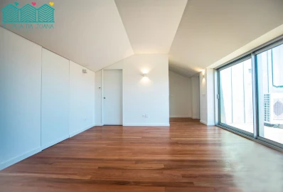 Moradia T4 para Venda em Glória e Vera Cruz