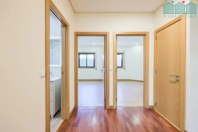 Apartamento T3 para Venda em Glória e Vera Cruz