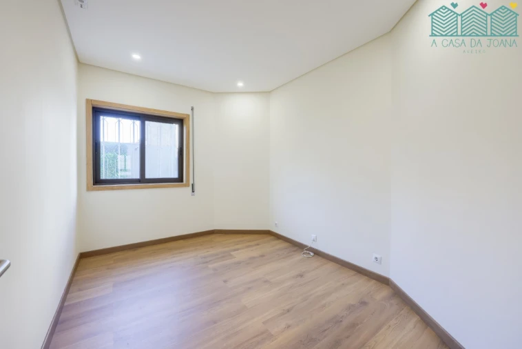 Apartamento T3 para Venda em Glória e Vera Cruz Foto 24