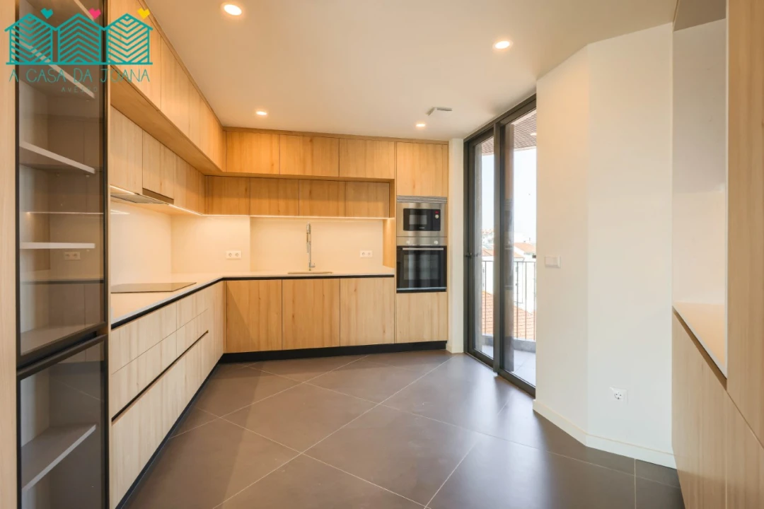 Apartamento T3 para Venda em Glória e Vera Cruz Foto 7