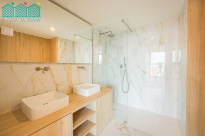Apartamento T3 para Venda em Glória e Vera Cruz
