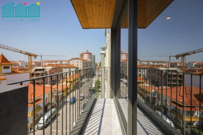 Apartamento T3 para Venda em Glória e Vera Cruz